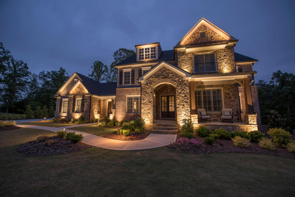 landscape lights uplighting highlighting house column dormers